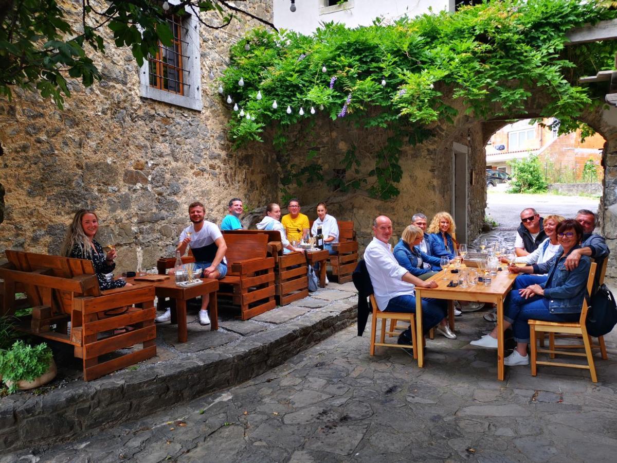 Boutique Rooms & Winery Zorz Vipava Eksteriør billede