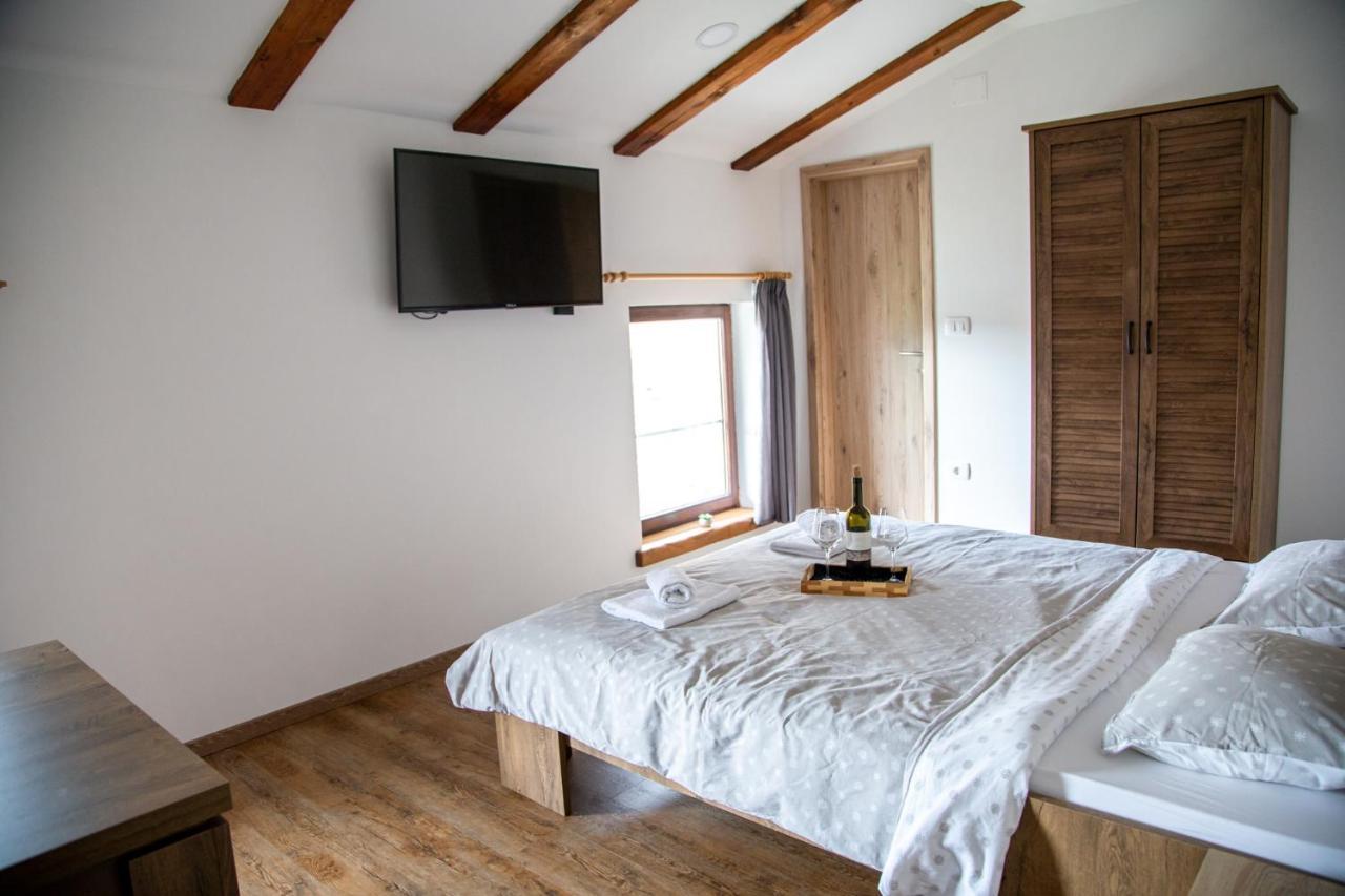 Boutique Rooms & Winery Zorz Vipava Eksteriør billede