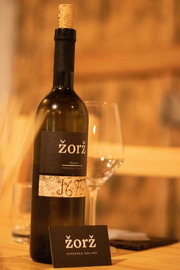 Boutique Rooms & Winery Zorz Vipava Eksteriør billede